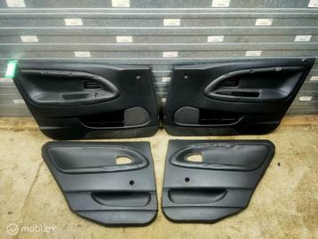 Deurpaneel set Volvo V40 I ('96-'04) beschikbaar voor biedingen