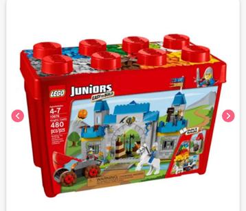 Lego Junior ridderkasteel 10676 en racewagen rally 10673 beschikbaar voor biedingen
