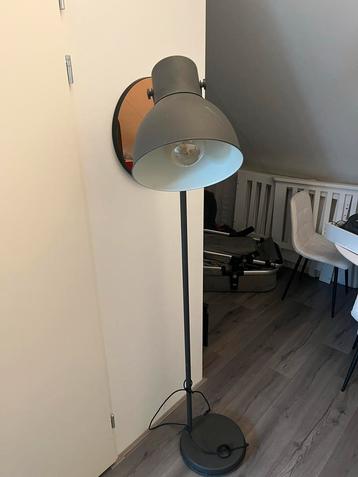 IKEA Hektar Staande Lamp - Grijs beschikbaar voor biedingen