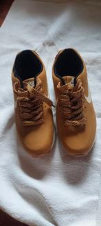 NIKE AIR schoenen, Ophalen, Zo goed als nieuw, Sneakers of Gympen
