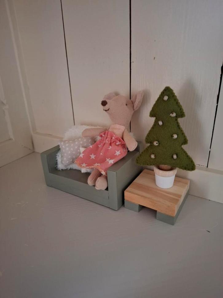 Poppenhuis meubeltjes en accessoires, woonkamer, Verzamelen, Poppenhuizen en Toebehoren, Poppenhuis, Ophalen of Verzenden