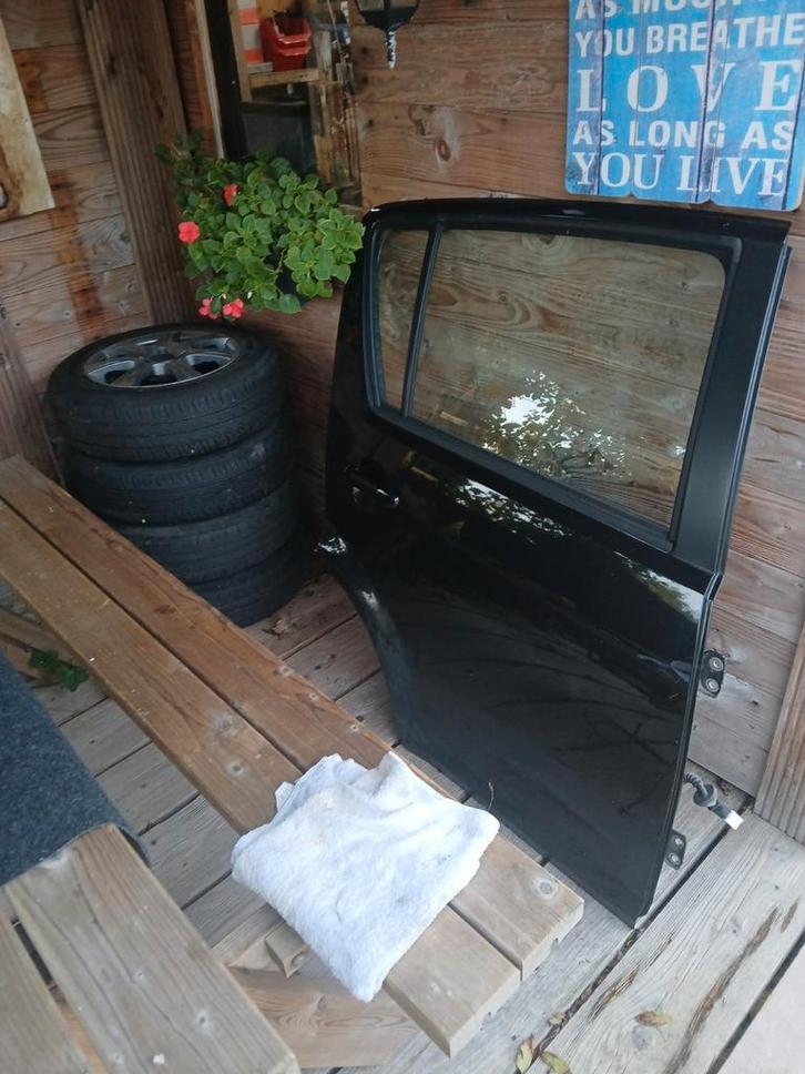 Rechter voorspatbor/rechter achterdeur Daihatsu Sirion 2, Auto-onderdelen, Carrosserie en Plaatwerk, Spatbord, Daihatsu, Ophalen of Verzenden