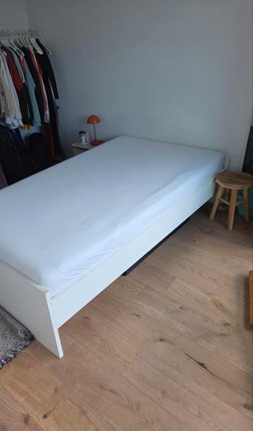 Brimnes bed ikea 140x200