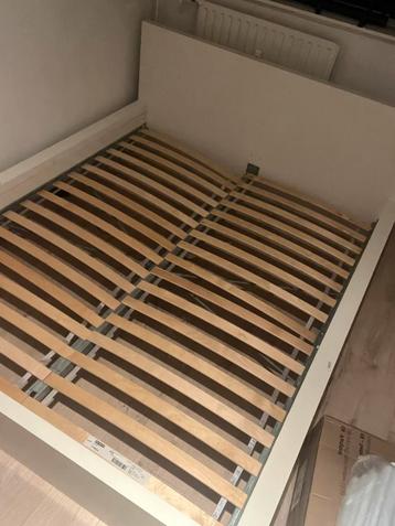 Bed ikea