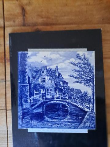 wandtegel beschikbaar voor biedingen