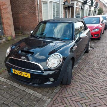 Mini 1.6 Cooper Cabrio 2009 Zwart beschikbaar voor biedingen