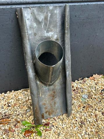 Dakdoorvoer met loodslab diameter 130mm beschikbaar voor biedingen