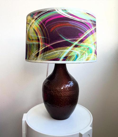 Breng kleur en karakter in je interieur met deze lampenkap, Huis en Inrichting, Lampen | Tafellampen, Nieuw, Minder dan 50 cm