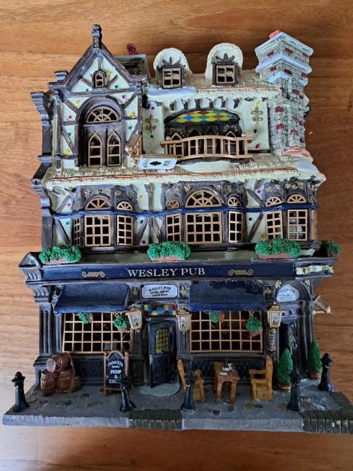 lemax 7 huisjes +treintje  + Kerst spullen, Diversen, Kerst, Zo goed als nieuw, Ophalen