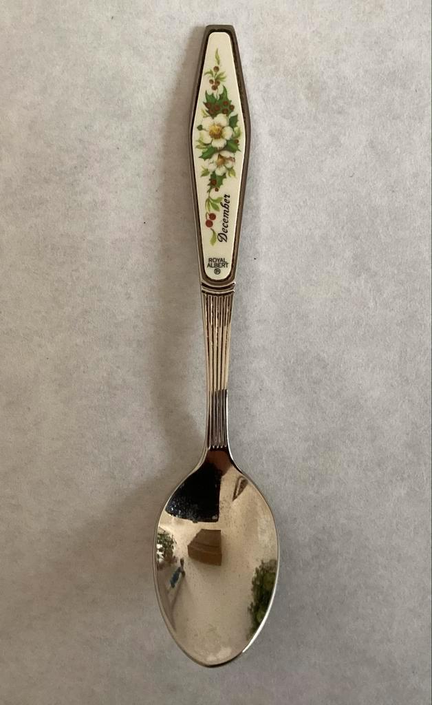 Royal Albert Lepel - December, Antiek en Kunst, Antiek | Bestek, Ophalen of Verzenden