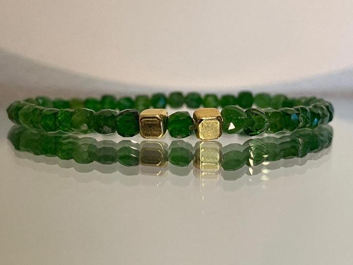 Edelsteen armband met chrome diopside, Sieraden, Tassen en Uiterlijk, Edelstenen, Nieuw, Verzenden