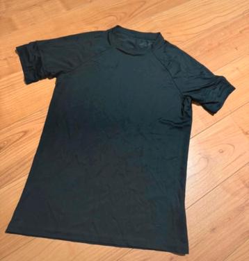 Zwart Nike Shirt - Maat M beschikbaar voor biedingen