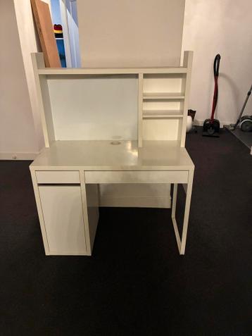 bureau - afbeelding 2