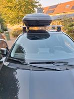 Dakdrager toyota yaris 2020 tot heden compleet met dakkoffer, Auto diversen, Ophalen, Zo goed als nieuw
