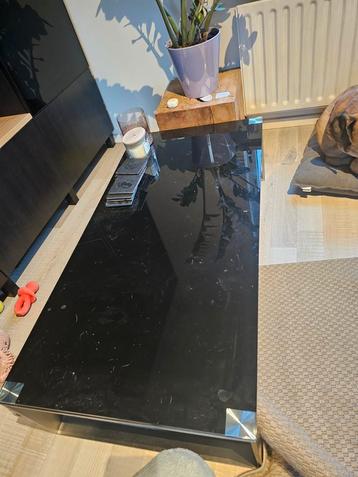 Zwarte glazen salontafel 120x60cm