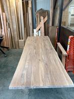 Aanbieding  showroom boomstam tafel eiken  behandeld, Ophalen, Eikenhout, Nieuw, Vijf personen of meer