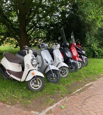 !GEZOCHT! Loop of sloop/opknap scooters beschikbaar voor biedingen
