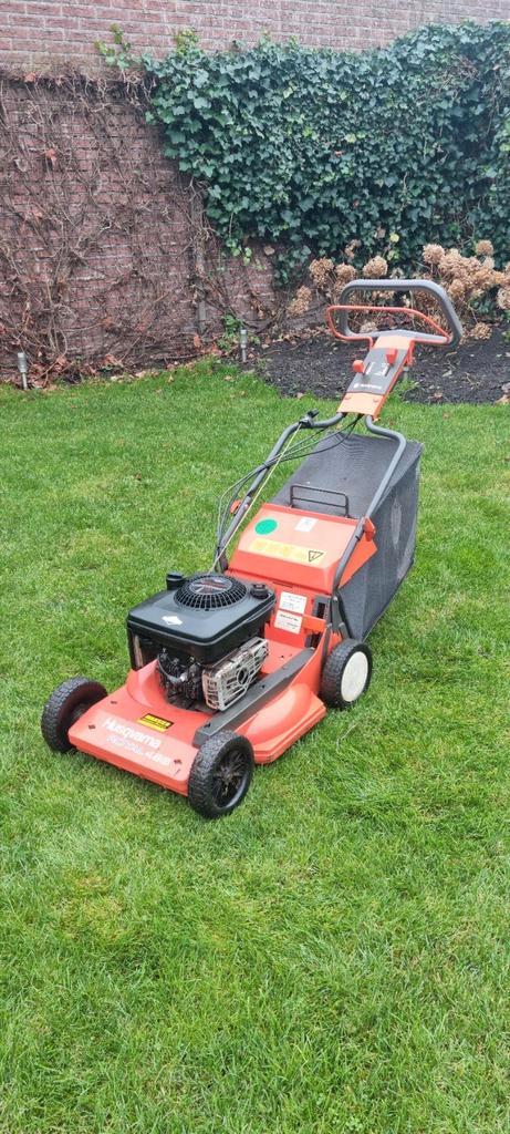 Zeer nette Husqvarna Royal 48S benzine loopmaaier, Tuin en Terras, Grasmaaiers, Gebruikt, Benzine-grasmaaier, 40 t/m 49 cm, Cirkelmaaier