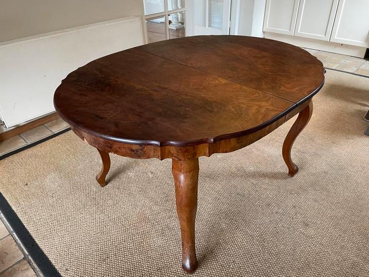 Antieke ovale tafel - 130x110 cm, Antiek en Kunst, Antiek | Meubels | Tafels, Ophalen