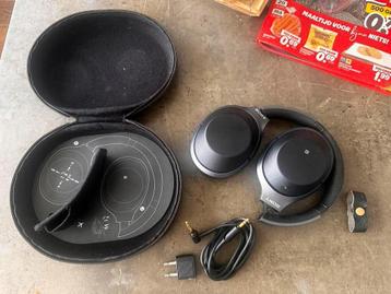 Sony WH-1000XM2 koptelefoon beschikbaar voor biedingen