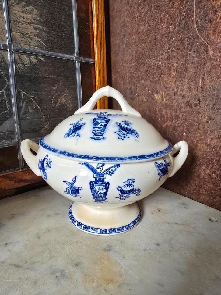 Potiche kinderservies petrus regout, Antiek en Kunst, Antiek | Servies los, Ophalen of Verzenden