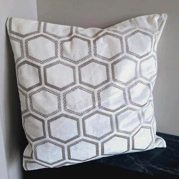 Gaaf nieuw velvet crème sierkussen 1x hotel chic  beschikbaar voor biedingen