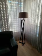 Exclusieve lamp. (Nieuw), Huis en Inrichting, Lampen | Vloerlampen, Ophalen of Verzenden, Zo goed als nieuw