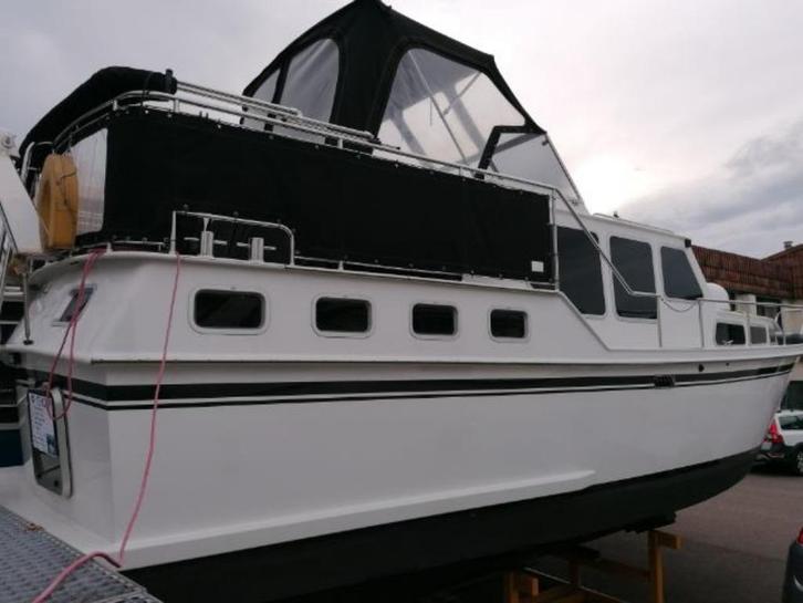 Phino - Kruiser - boot, Watersport en Boten, Motorboten en Motorjachten, Gebruikt, Staal, 9 tot 12 meter, Diesel, Binnenboordmotor