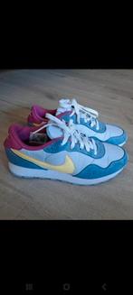 Nike sneaker MD Valiant maat 37.5, Ophalen of Verzenden, Zo goed als nieuw, Sneakers of Gympen
