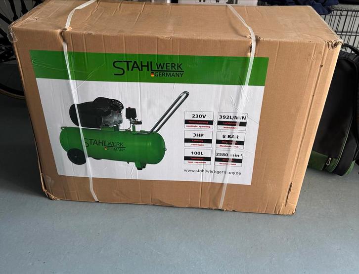 Compressor Stahlwerk - Nieuw in Doos!, Doe-het-zelf en Verbouw, Compressors, Nieuw, 6 tot 10 bar, 100 liter of meer, 400 tot 800 liter/min