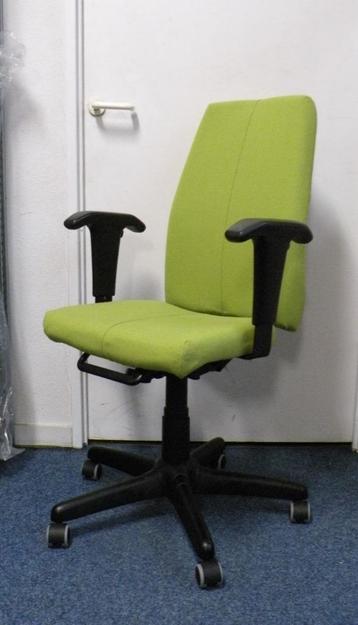 Mooie Bureaustoel van Ikea in de kleur Groen ! beschikbaar voor biedingen