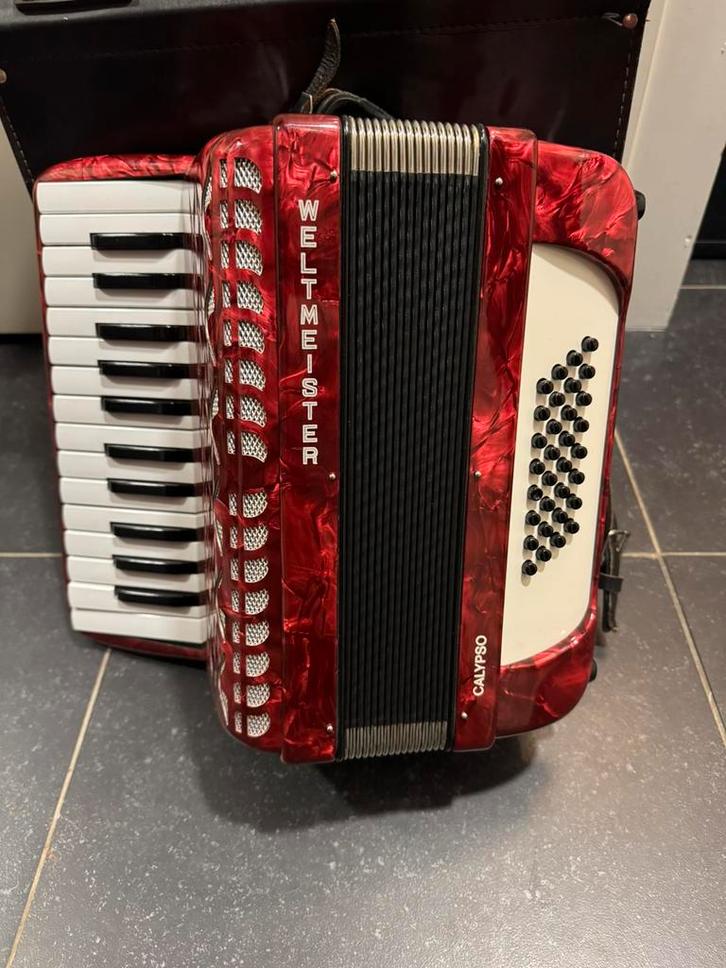 Weltmeister Calypso, 26 toetsen, 32 bas (4x8), Muziek en Instrumenten, Accordeons, Gebruikt, Toetsaccordeon, 32-bas, Weltmeister