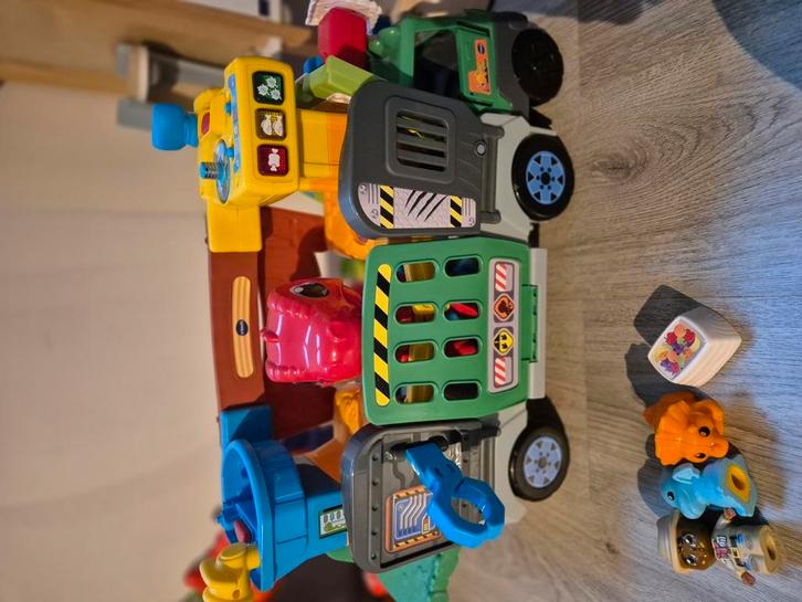 VTech Vrolijke Vriendjes Dino Avonturenset + Licht en Geluid, Kinderen en Baby's, Speelgoed | Vtech, Zo goed als nieuw, 2 tot 4 jaar
