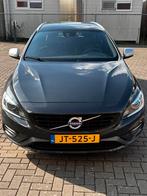 Volvo V60 D3 Nordic+ Sport (R- Design) 2016, Auto's, Volvo, 4 cilinders, 1969 cc, Origineel Nederlands, Particulier