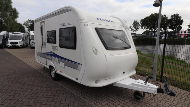 Hobby Excellent 400 SF BJ. 2010 / Dwarsbed / Zeer netjes, Caravans en Kamperen, Caravans, Bedrijf, tot en met 4, 750 - 1000 kg