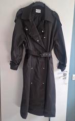 Trenchcoat NA-KD maat 42, Ophalen of Verzenden, Zo goed als nieuw, Maat 42/44 (L)