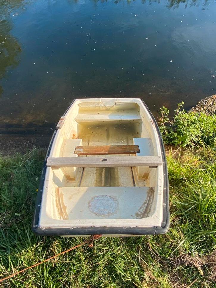 Boot wit, Watersport en Boten, Bootonderdelen, Zo goed als nieuw, Overige typen, Motorboot, Ophalen