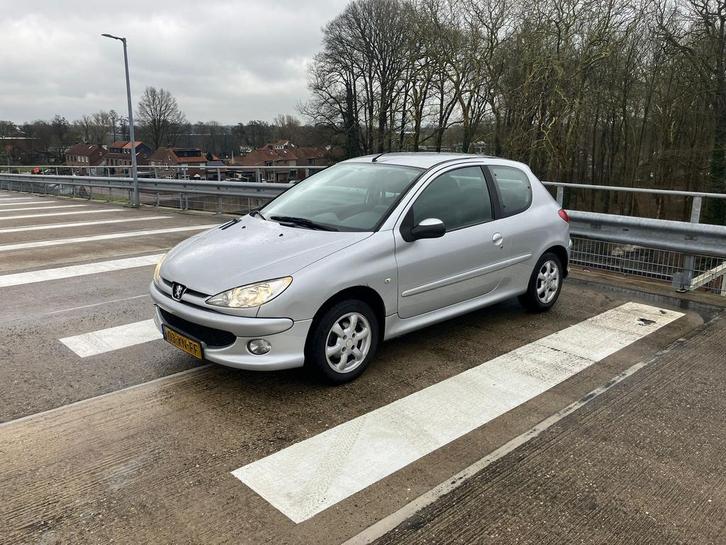 Peugeot 206 1.4 3D 2007 Grijs. LPG !!!, Auto's, Peugeot, Particulier, Benzine, D, Hatchback, Handgeschakeld, Origineel Nederlands