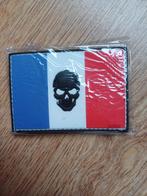 Patch / Embleem 3D PVC Flag France / Franse Vlag en skull., Verzamelen, Militaria | Algemeen, Embleem of Badge, Overige soorten