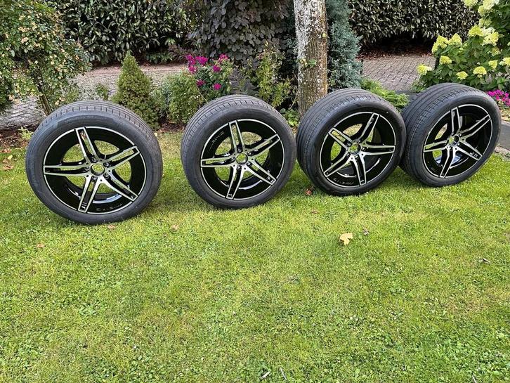 Nieuw originele Mercedes 19 inch AMG breedset + Winterbanden, Auto-onderdelen, Banden en Velgen, Banden en Velgen, Winterbanden