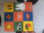 Dick Bruna - nijntje kijkt, Non-fictie, Ophalen of Verzenden, Zo goed als nieuw, Dick Bruna