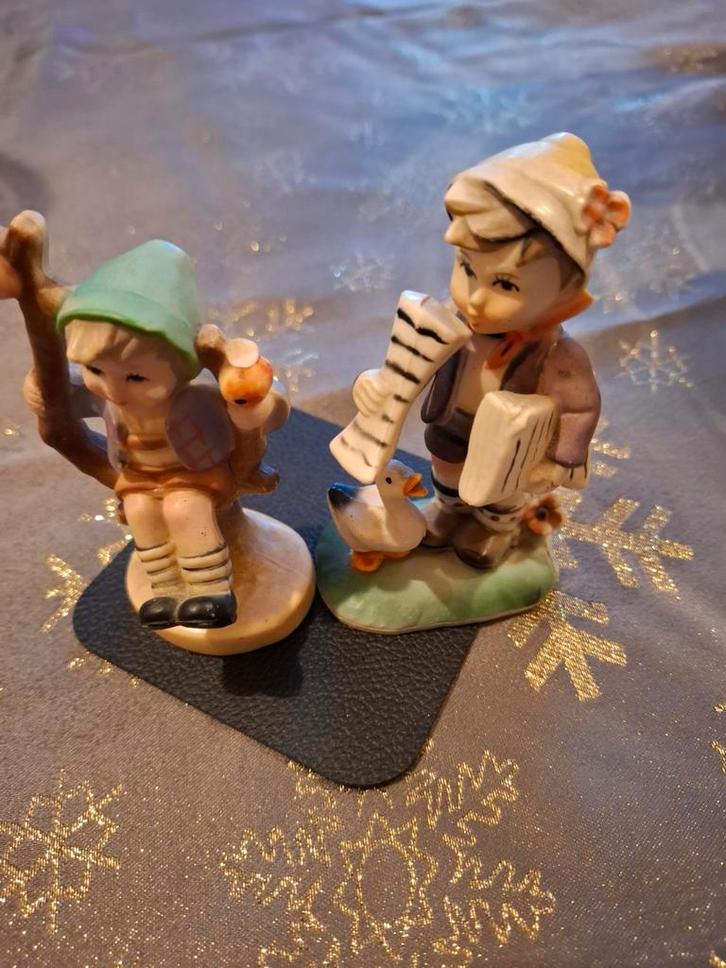 Hummel Beeldjes - Set van 2, Verzamelen, Beelden en Beeldjes, Zo goed als nieuw, Hummel, Ophalen of Verzenden