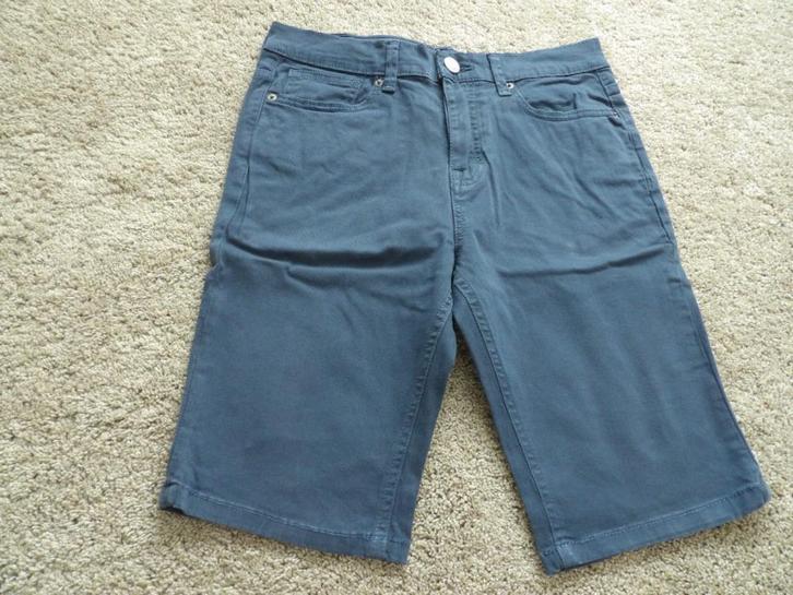 NIEUW 2 blauwe korte broeken met zakken maat 30/ 38, Kleding | Heren, Broeken en Pantalons, Nieuw, Maat 48/50 (M), Blauw, Ophalen of Verzenden