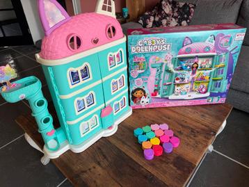 Gabby Poppenhuis Compleet met 6 kamers & Doos beschikbaar voor biedingen