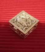 Prachtige antieke vierkante zilveren pillendoos, Antiek en Kunst, Ophalen of Verzenden, Zilver