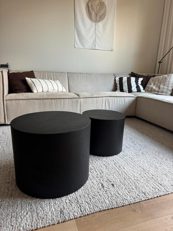 Zwarte ronde salontafel/bijzettafel Westwing Dan hout, Huis en Inrichting, Tafels | Salontafels, Zo goed als nieuw, Minder dan 50 cm