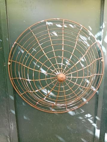 Tuinornament. beschikbaar voor biedingen