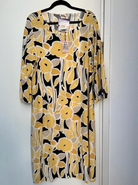 Nieuw KYRA jurk model VIDA soft citron maat 44, Kleding | Dames, Jurken, Nieuw, Maat 42/44 (L), Overige kleuren, Onder de knie