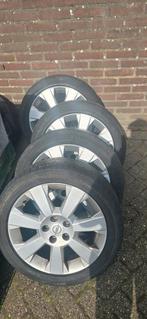 Te koop Opel Zafira velgen 17 inch banden zijn op, Ophalen of Verzenden, Gebruikt