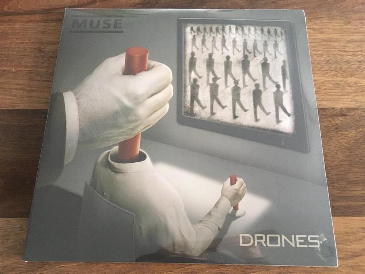 Cd+2LP+Dvd Box Set Muse Drones met 2 Lithos RED Vinyl NIEUW, Cd's en Dvd's, Cd's | Rock, Nieuw in verpakking, Progressive, Ophalen of Verzenden